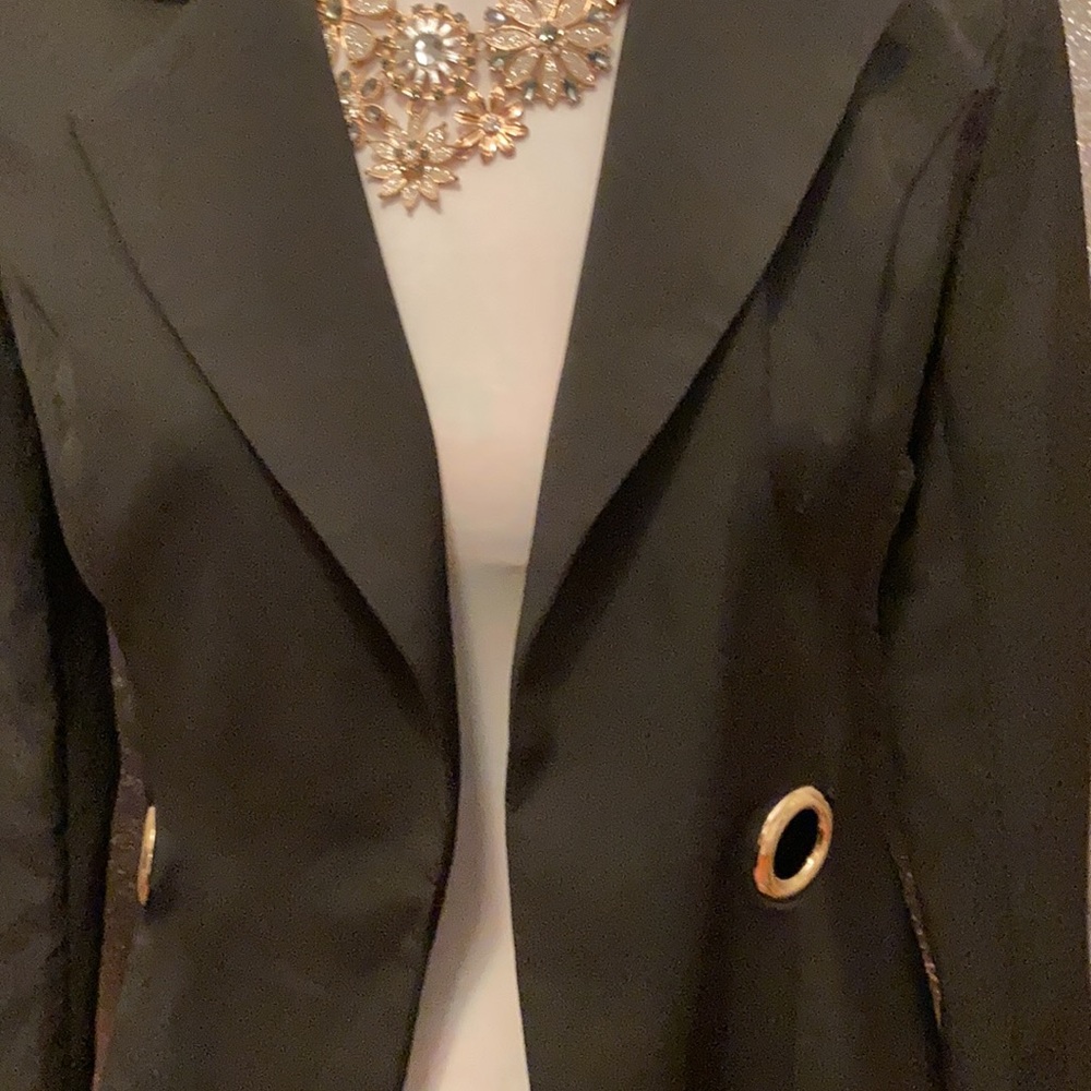 Entry blazer - Picture 3 of 5